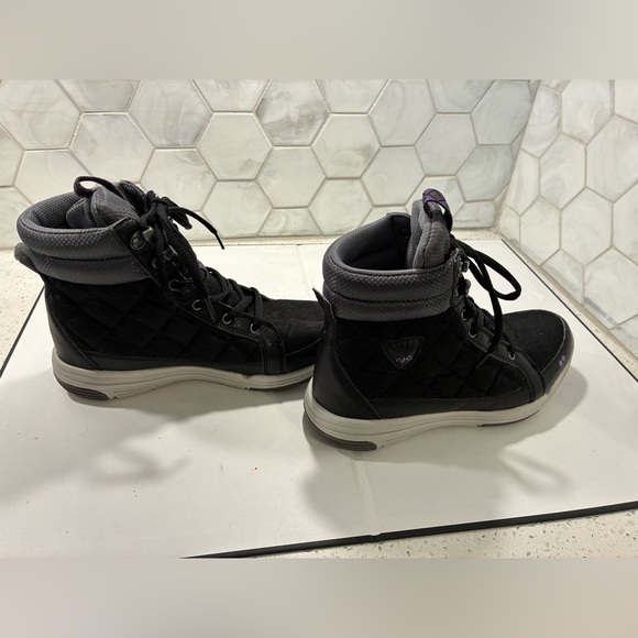 Ryka Aurora Women's Quilted High-Top Black Ankle Booties Size 7 - Picture 12 of 15